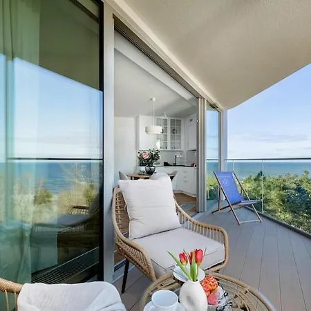 Stunning Seaview Retreat For 4 In *