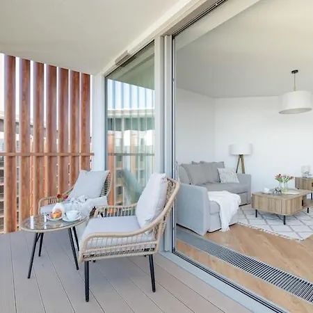 Apartmán Stunning Seaview Retreat For 4 In Pobierowo